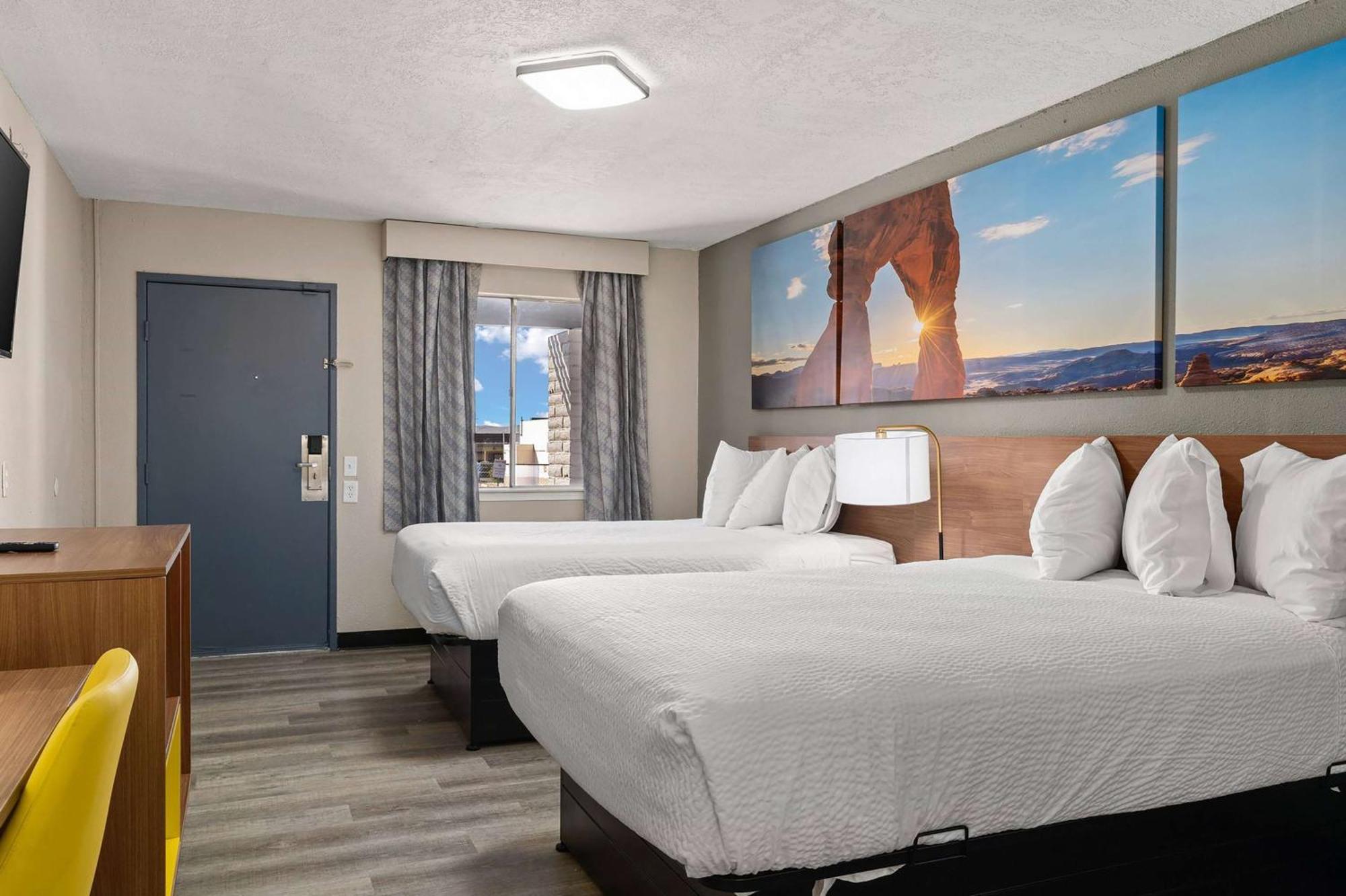 Days Inn By Wyndham Albuquerque Northeast Екстер'єр фото