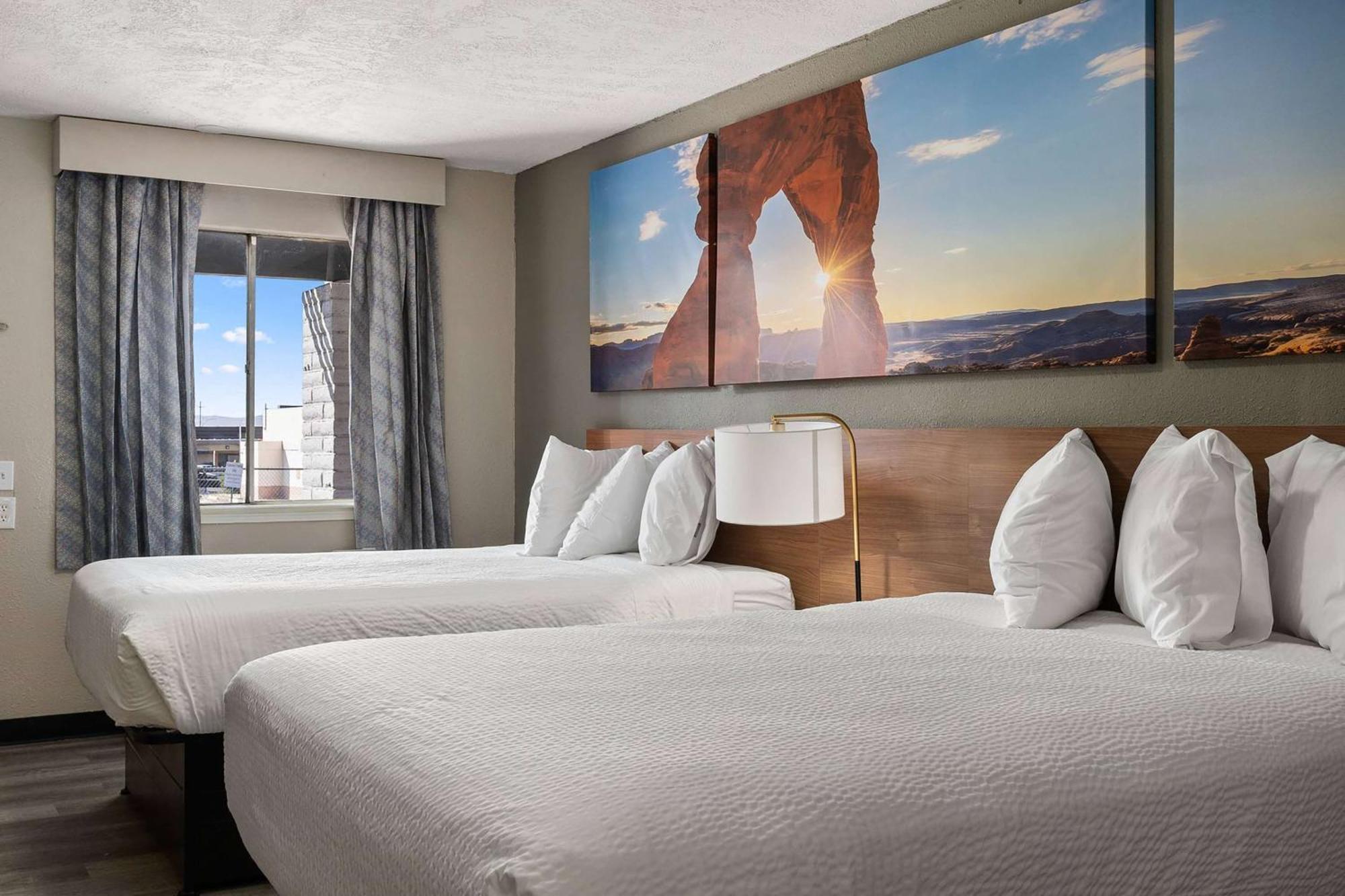 Days Inn By Wyndham Albuquerque Northeast Екстер'єр фото