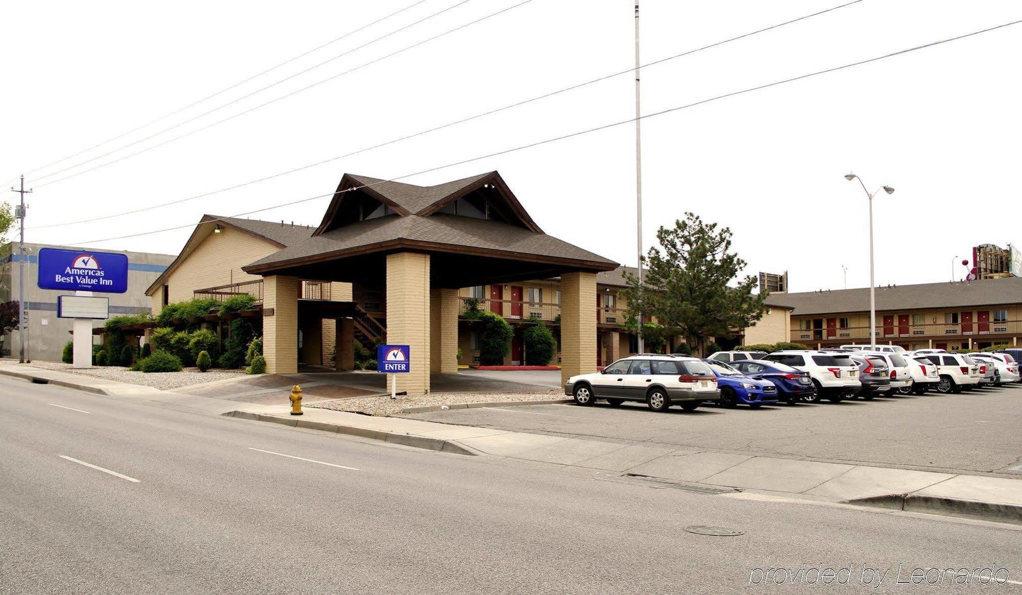 Days Inn By Wyndham Albuquerque Northeast Екстер'єр фото